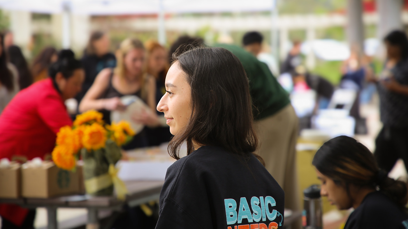 BNC team meber working foodshare